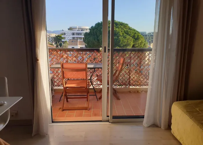 شقة Climatise A 800m De La Fréjus